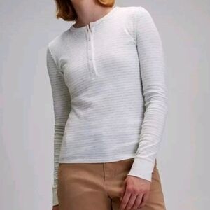 NWT Large Alpine Design Light Gray Striped Long Sleeve Peak Duofold Henley